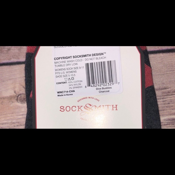 Dive Buddies Crew Socks - Picture 3 of 3